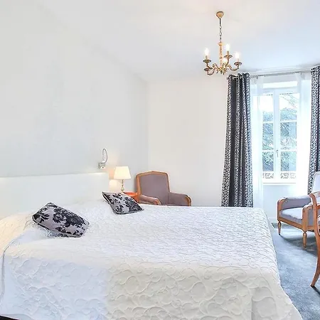 Szálloda Logis Royal Saint-mart 3*