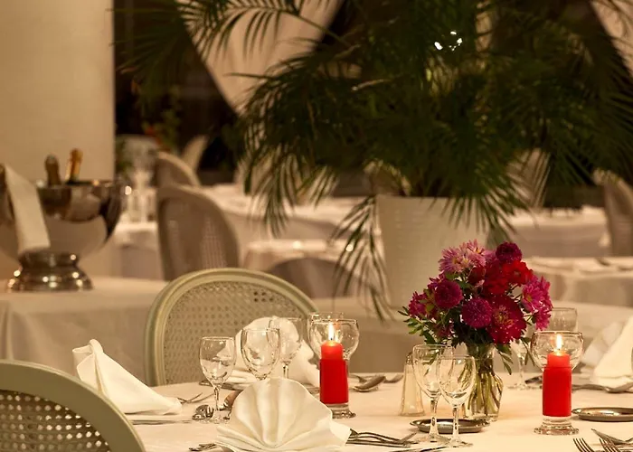 Hotel Logis Royal Saint-mart 3*